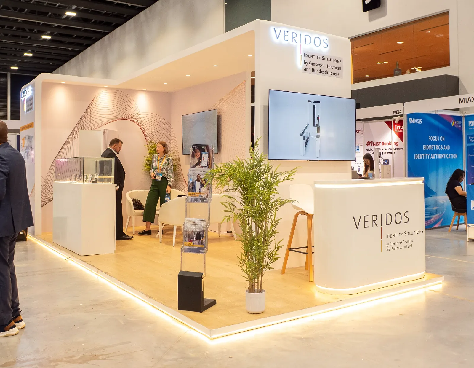 Stand VERIDOS — Parc Expo. Abidjan